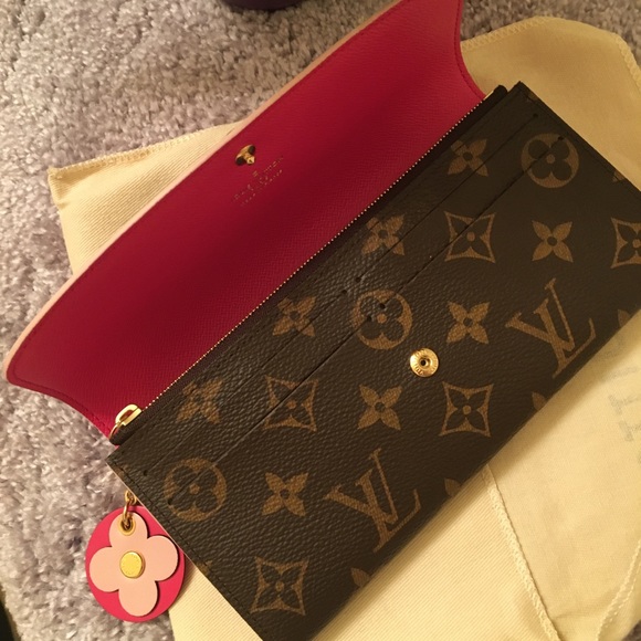 SOLD! LV Emilie wallet in Bloom - Picture 4 of 7